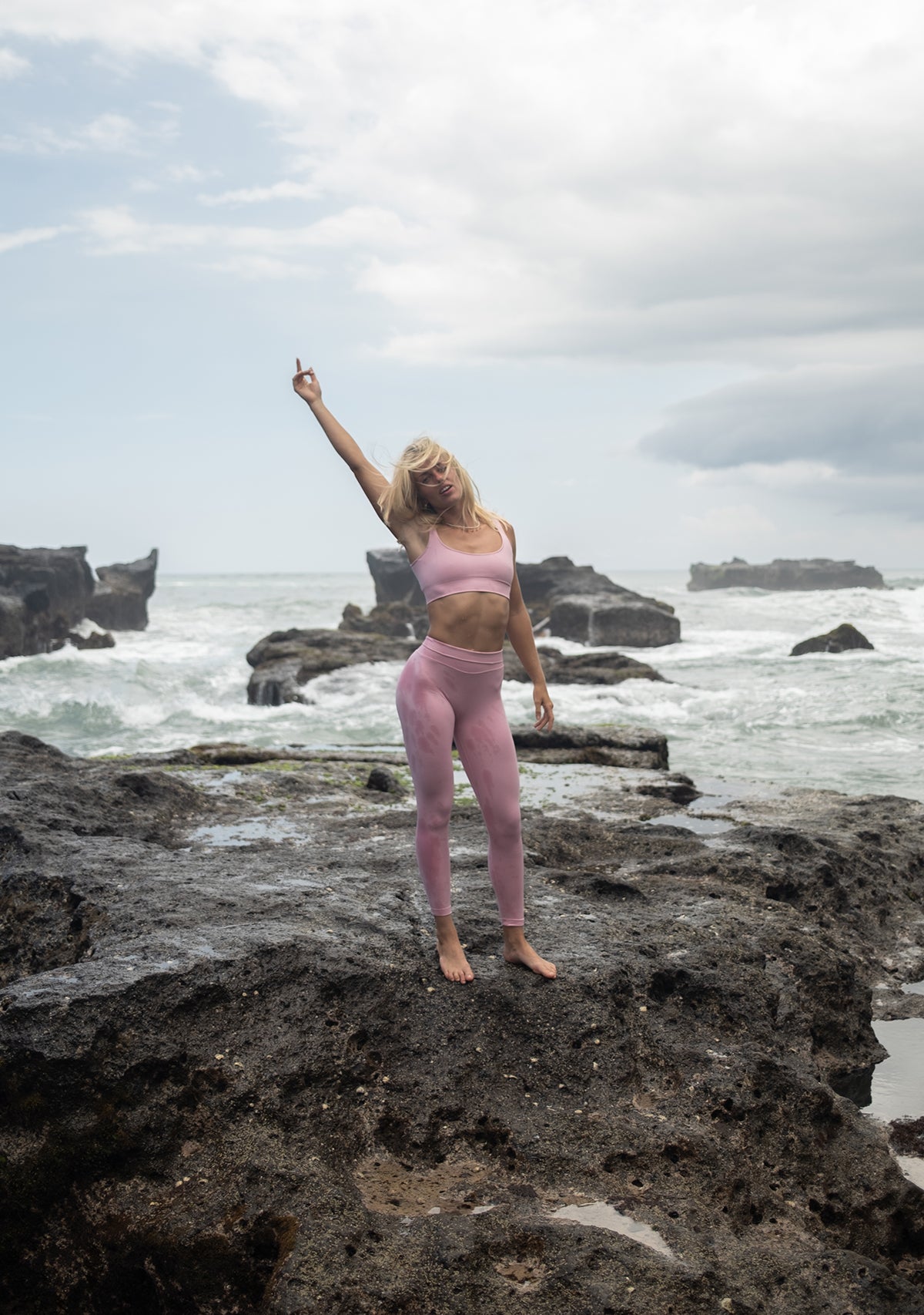 Kalça Destekli Yüksek Bel Dikişsiz Tayt