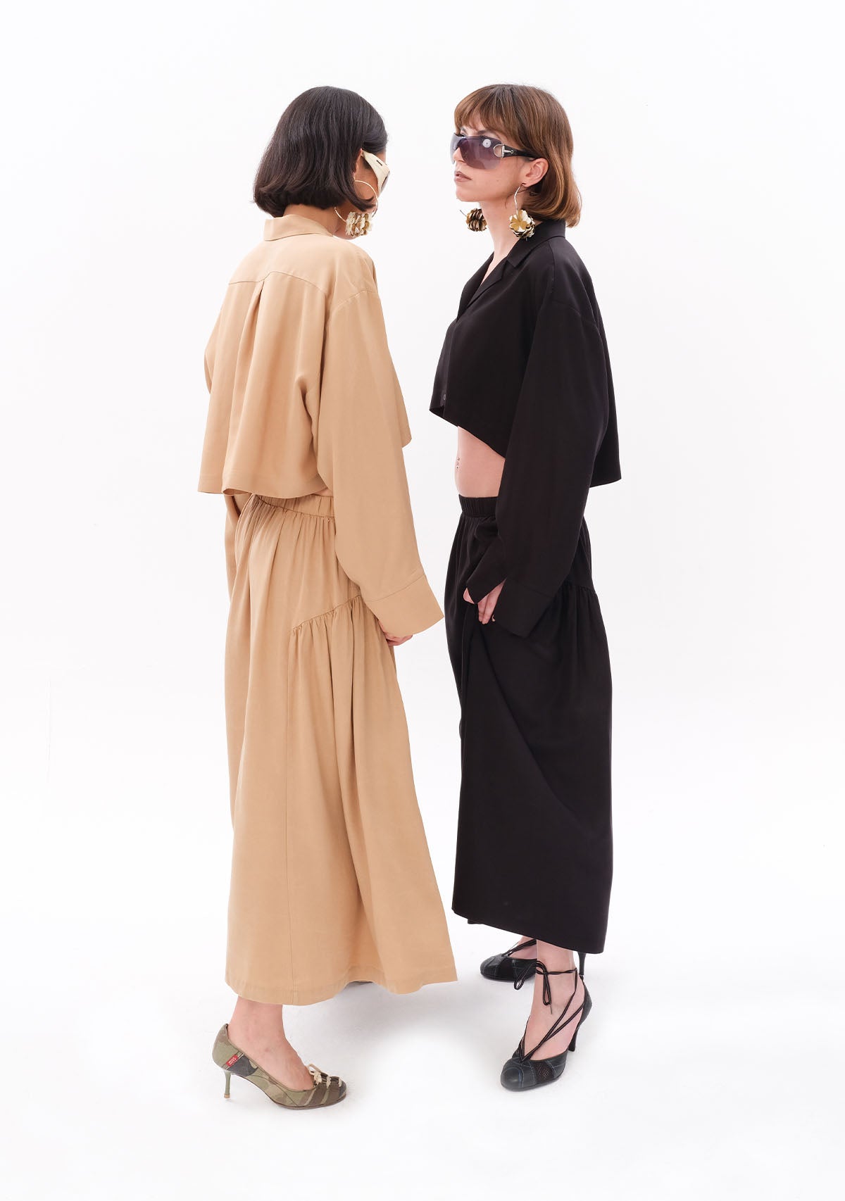 Siyah Tencel™ Oversize Crop Gömlek