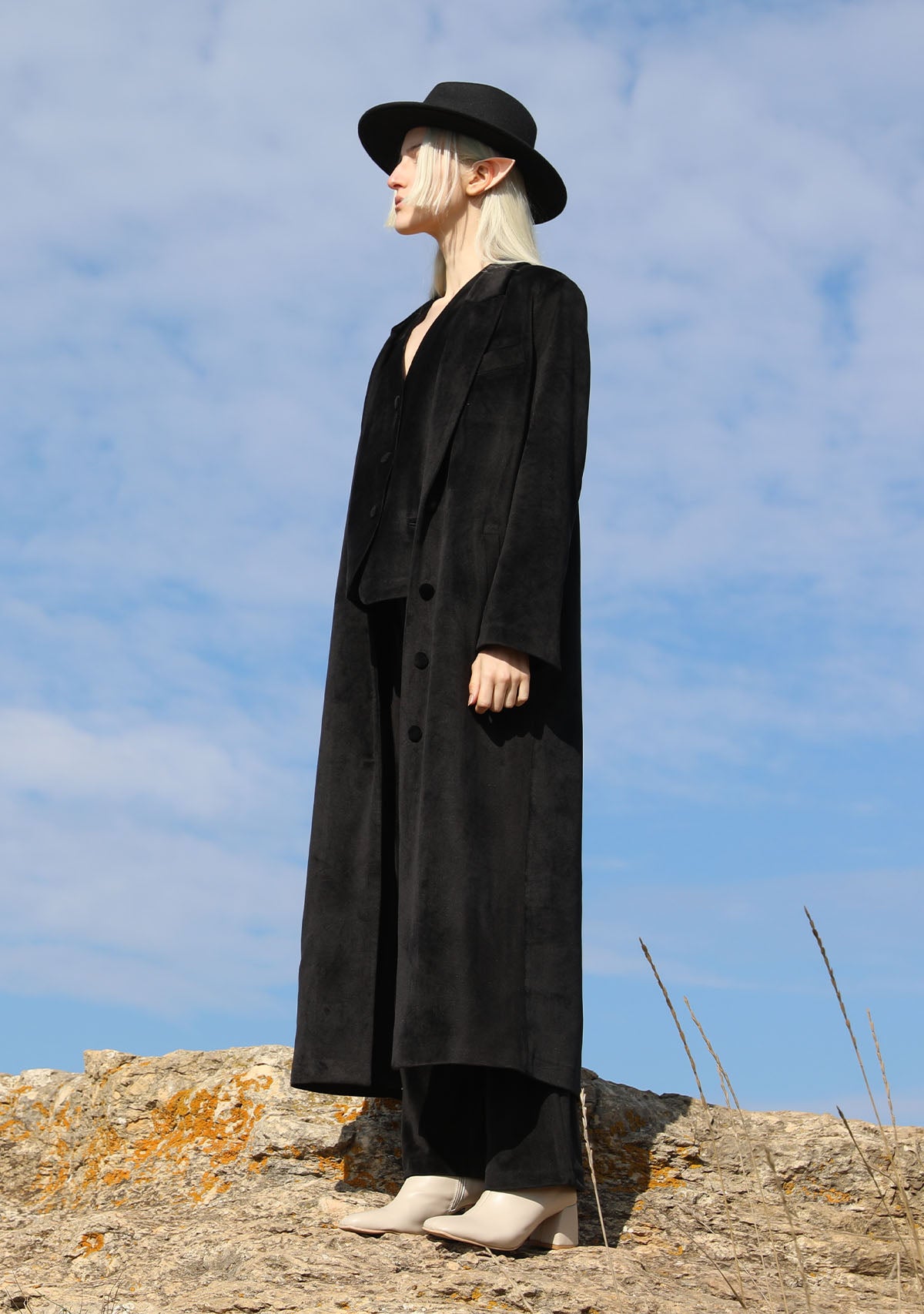 Siyah Kadife Uzun Ceket