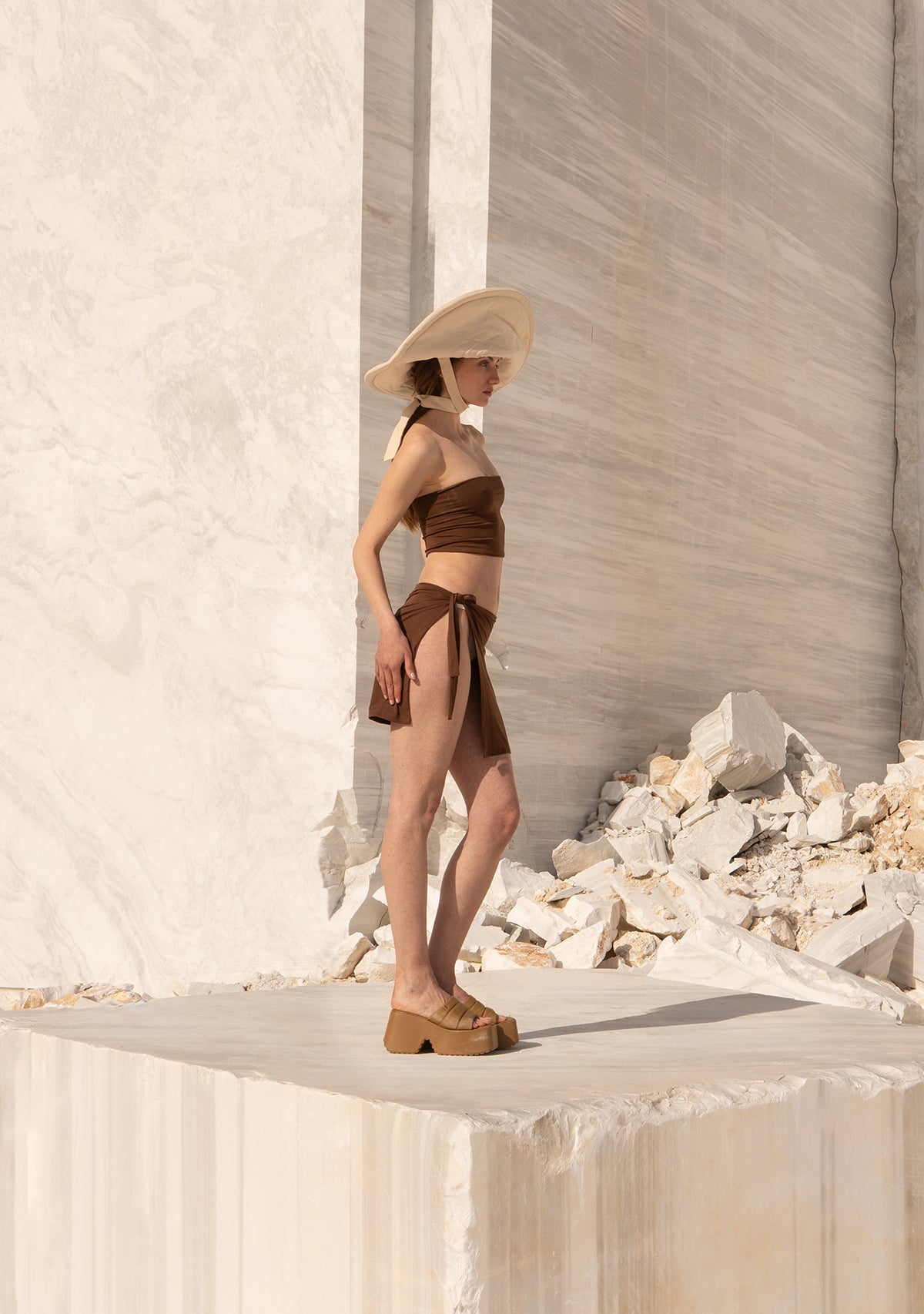 Kahverengi Straplez Üst