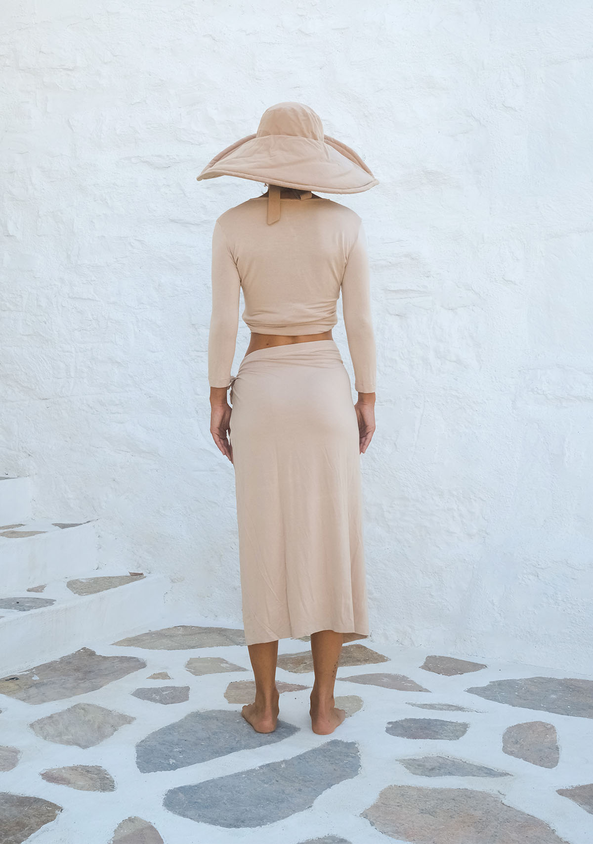 Bağlamalı Uzun Kollu Kısa Nude Bluz