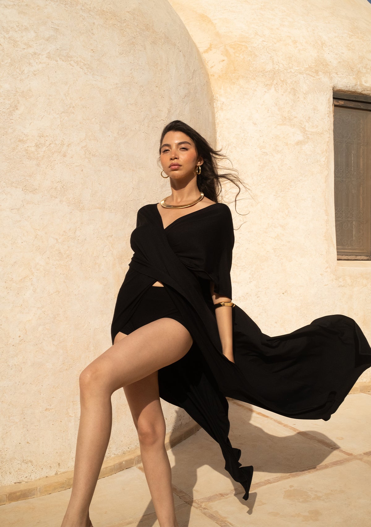 Çapraz Siyah Elbise