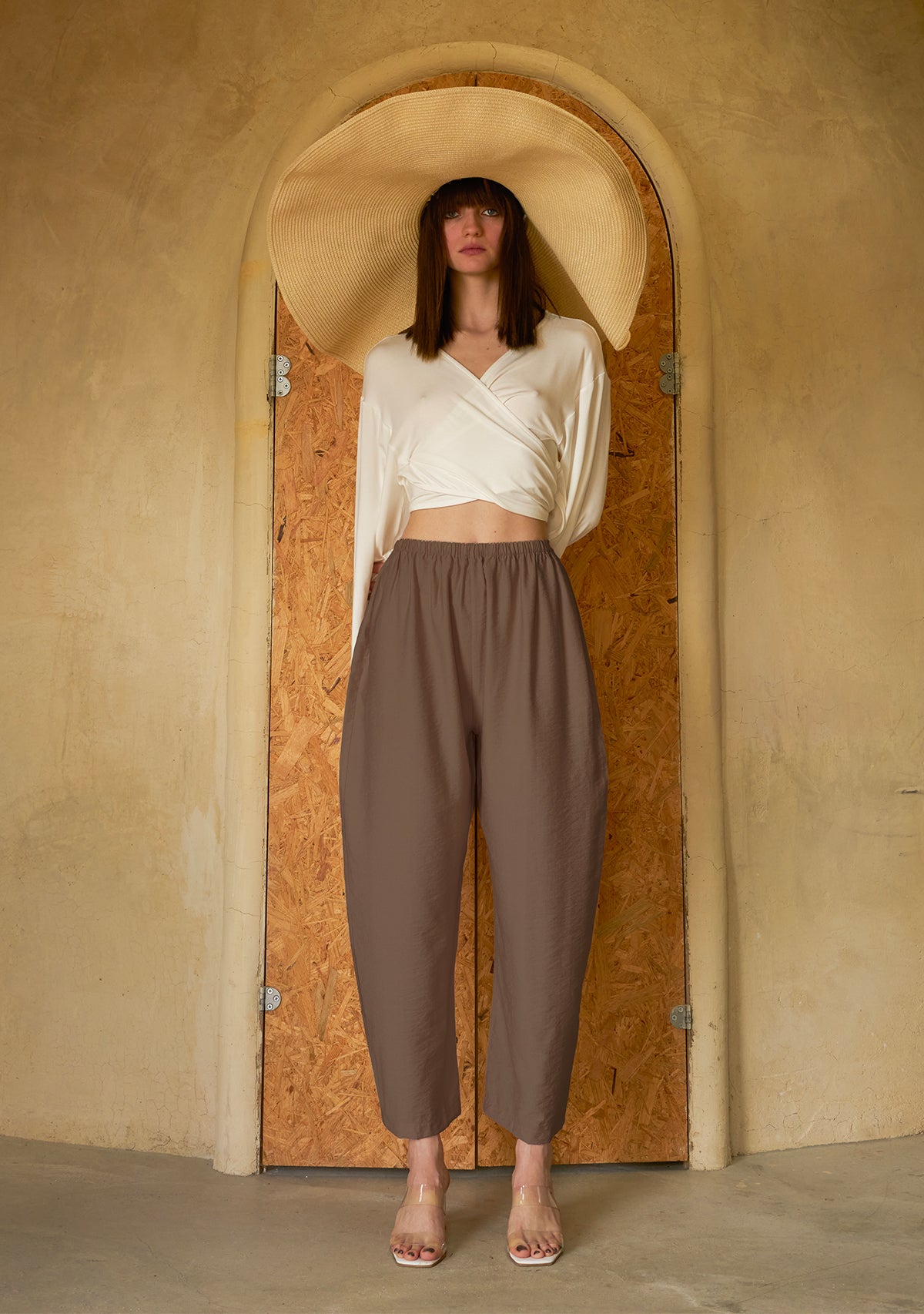 brown-pants-front-detail-tinyprand.jpg
