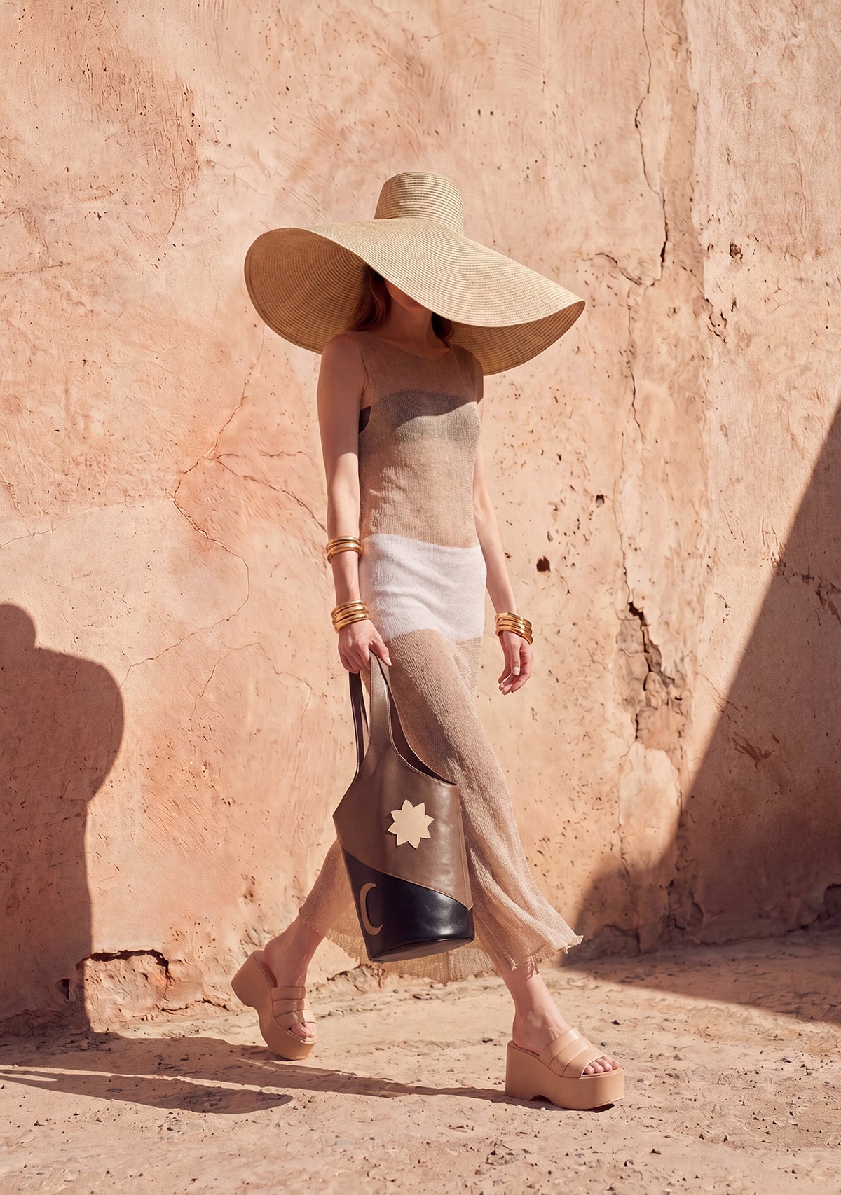 g_nes-ay-desenli-el-yapimi-vegan-cay-derisi-siyah-kahverengi-omuz-cantasi-lifestyle-ai-jpeg