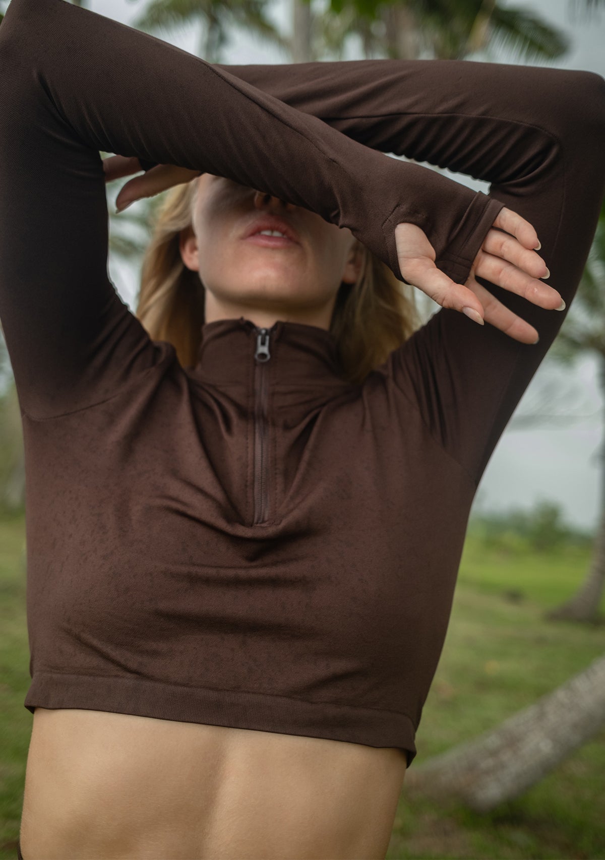 Yarım Fermuarlı Uzun Kollu Aktif Üst