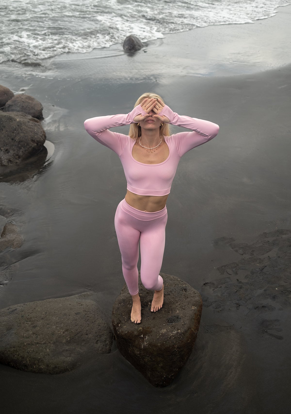 Dikişsiz Uzun Kollu U Yaka Crop Bluz