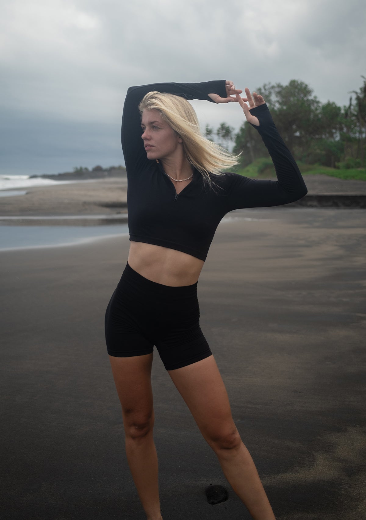 Kalın Kemerli Dikişsiz Spor Şort