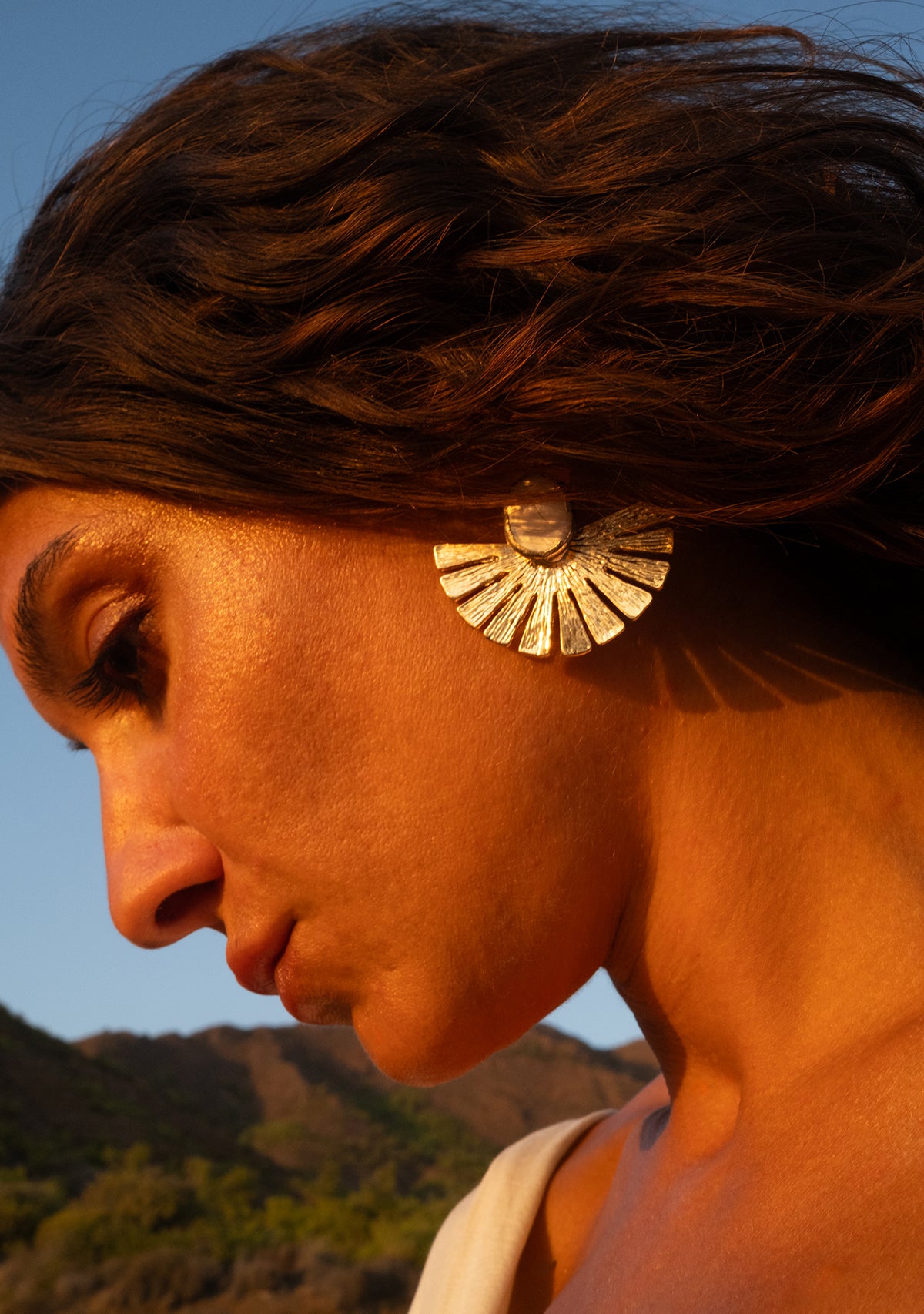 Luna  Gold Earring