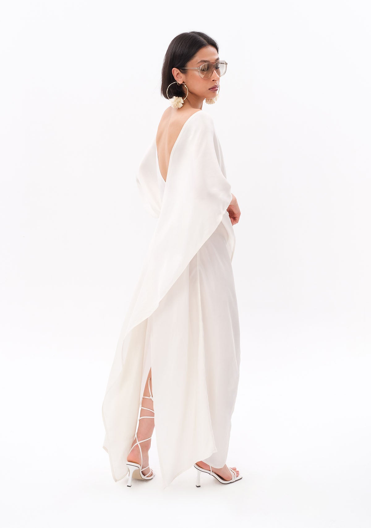 Beyaz Luxe Tencel Elbise