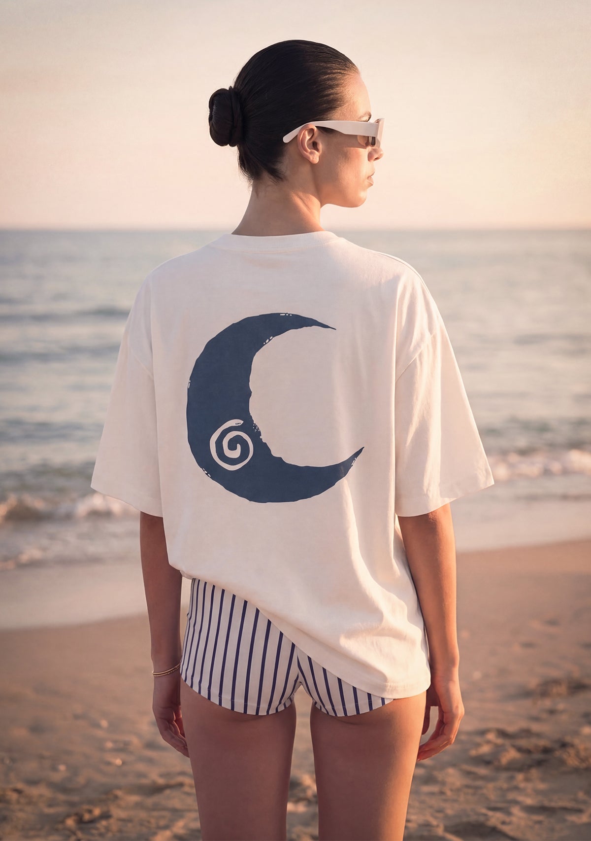 chandra-tshirt-back-look-tinybrand.jpg